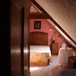 Дом отдыха Gite/guest House Close To The Mont Saint Michel La Rochelle-Normande