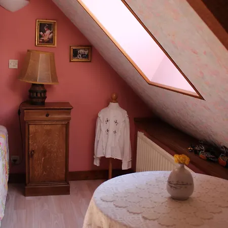 Dom wakacyjny Gite/guest House Close To The Mont Saint Michel *