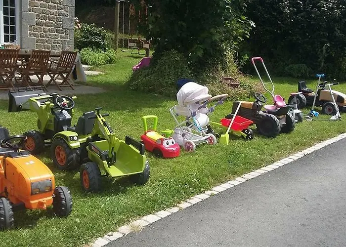 Gite/guest House Close To The Mont Saint Michel Feriehus La Rochelle-Normande