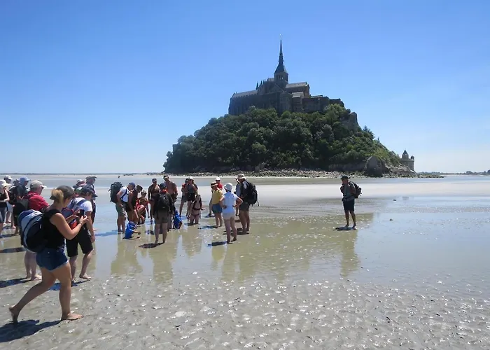 Gite/guest House Close To The Mont Saint Michel Feriehus